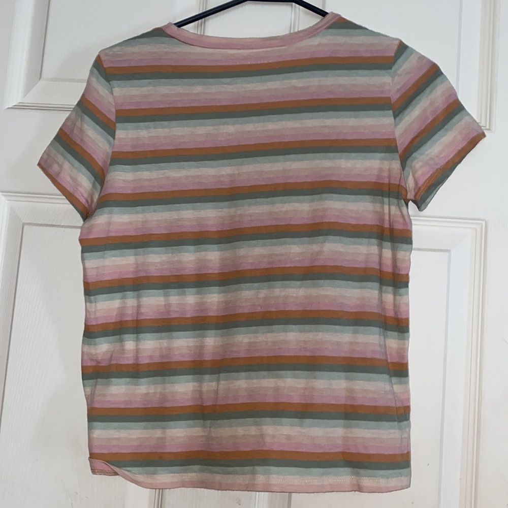 American eagle tee🔴 - Picture 3 of 3